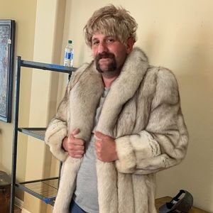 Meet your Posher, Jarrod